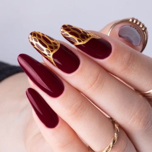 molly-nails-41-naklejka-snake-skin-zlota-2.webp